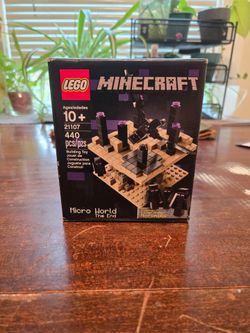 New Lego Minecraft Micro World Set 21107