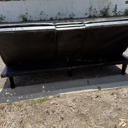 Free couch/futon/furniture , Free! Westway ave McAllen