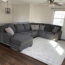 Tracling 3 Piece Couch& Sofa With Chaise Sectional & Brand New 