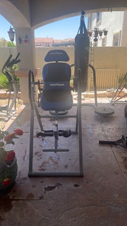 Inversion table