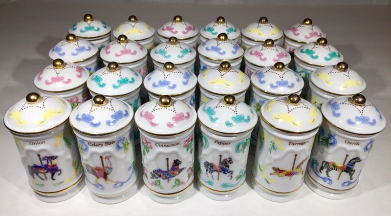 1993 Lenox Lenox Carousel Spice Jars Carousel Paprika Spice Jar