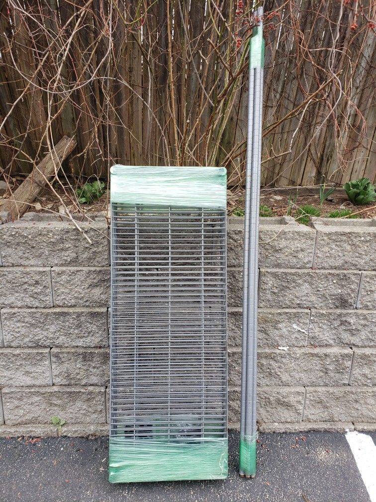 4 Tier grey wire rack