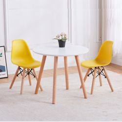 Kids Table and 2 Chairs Set (2-5yr Old)
