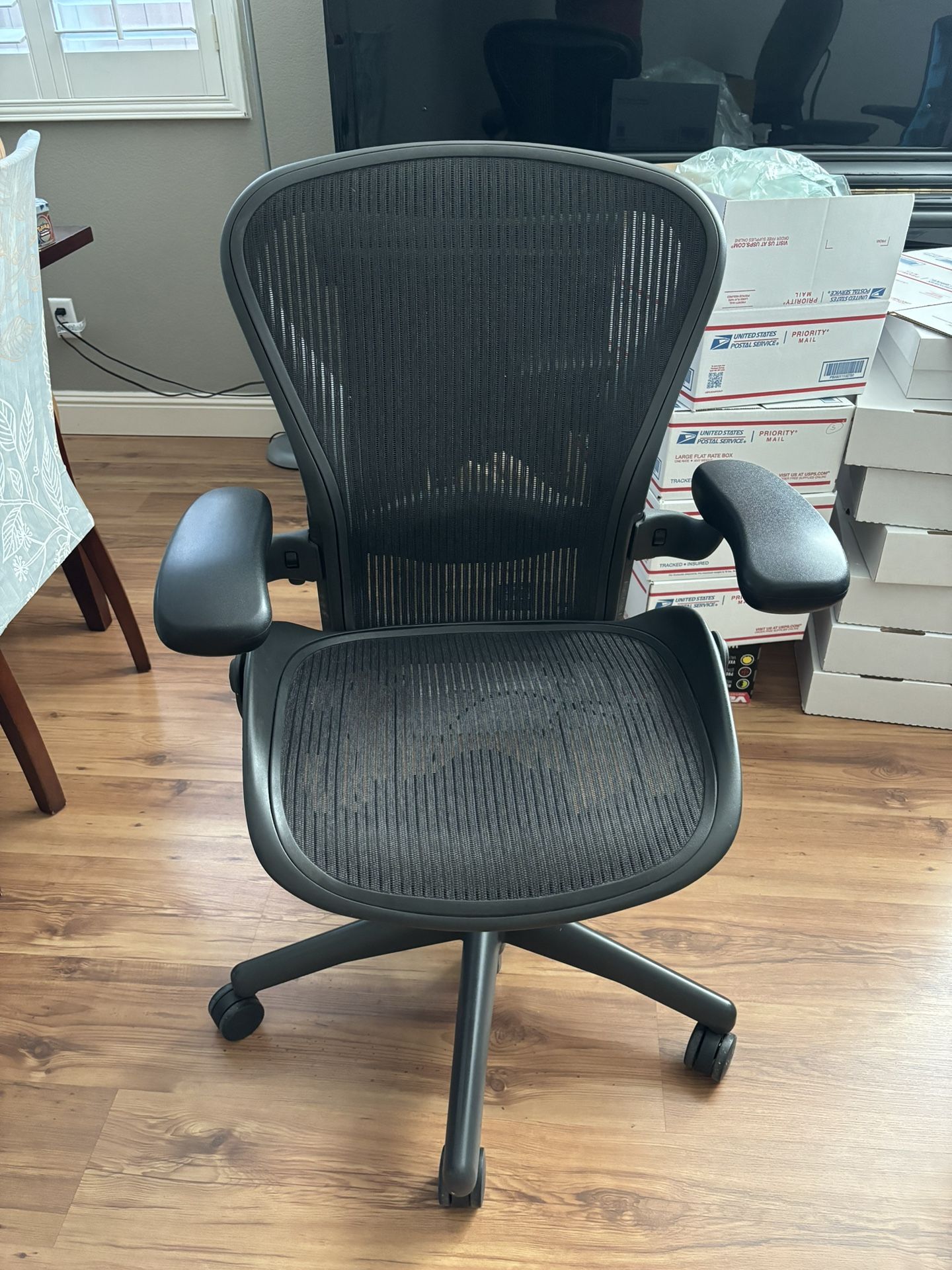Herman Miller Aeron Chair - Size B