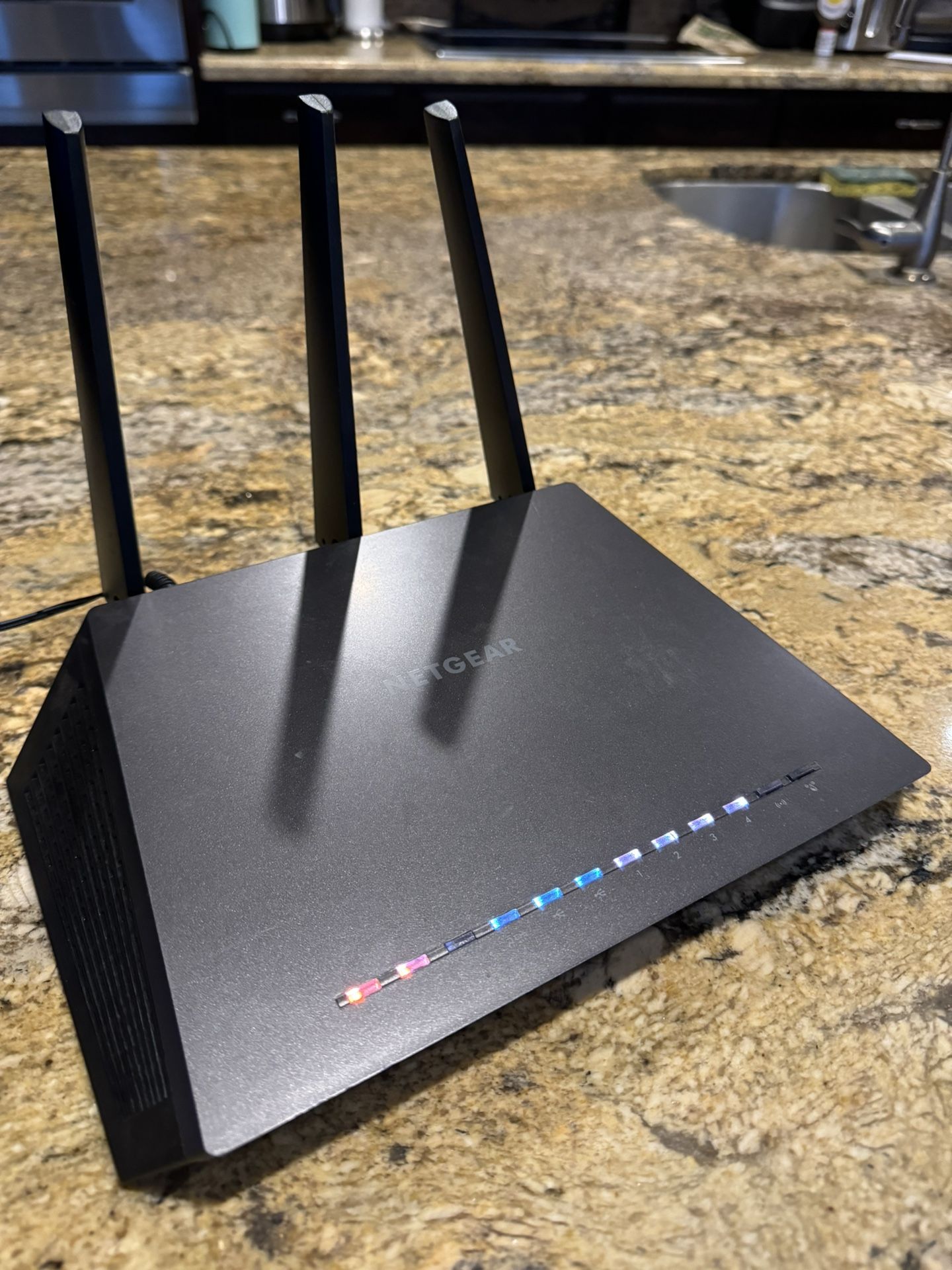 Netgear Nighthawk AC1900 R7000 Dual Band Wi-Fi Gigabit router