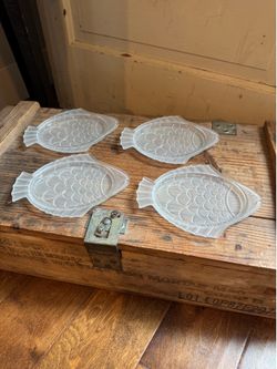 Vintage Frosted Glass Fish Snack Appetizer Plates With Cup Indent Set of 4