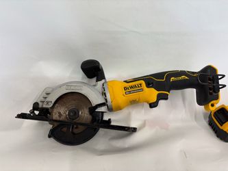 DeWalt 20V Brushless Circular Saw with Battery