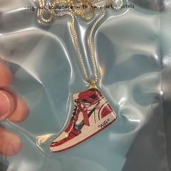 Off-white Jordan 1 Chicago   Gold Chain By Dan Life