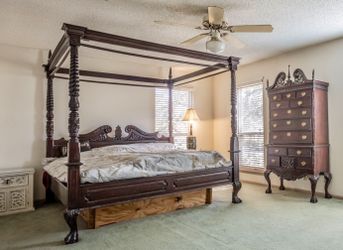 Mahogany ,Teak Hand Carved King Size Bed