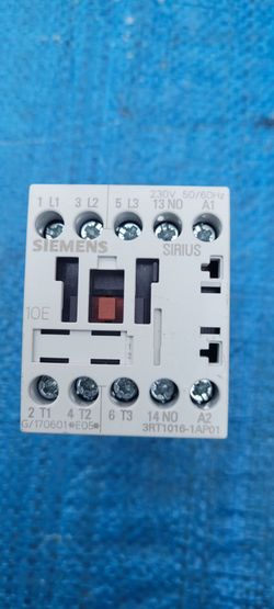 SIEMENS 3RT1016-1AP01 PLC CONTACTOR 3-POLE 230VAC