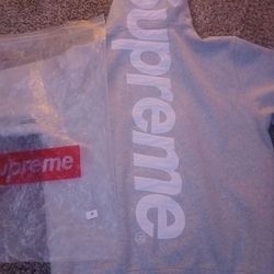 Supreme Hoodie 