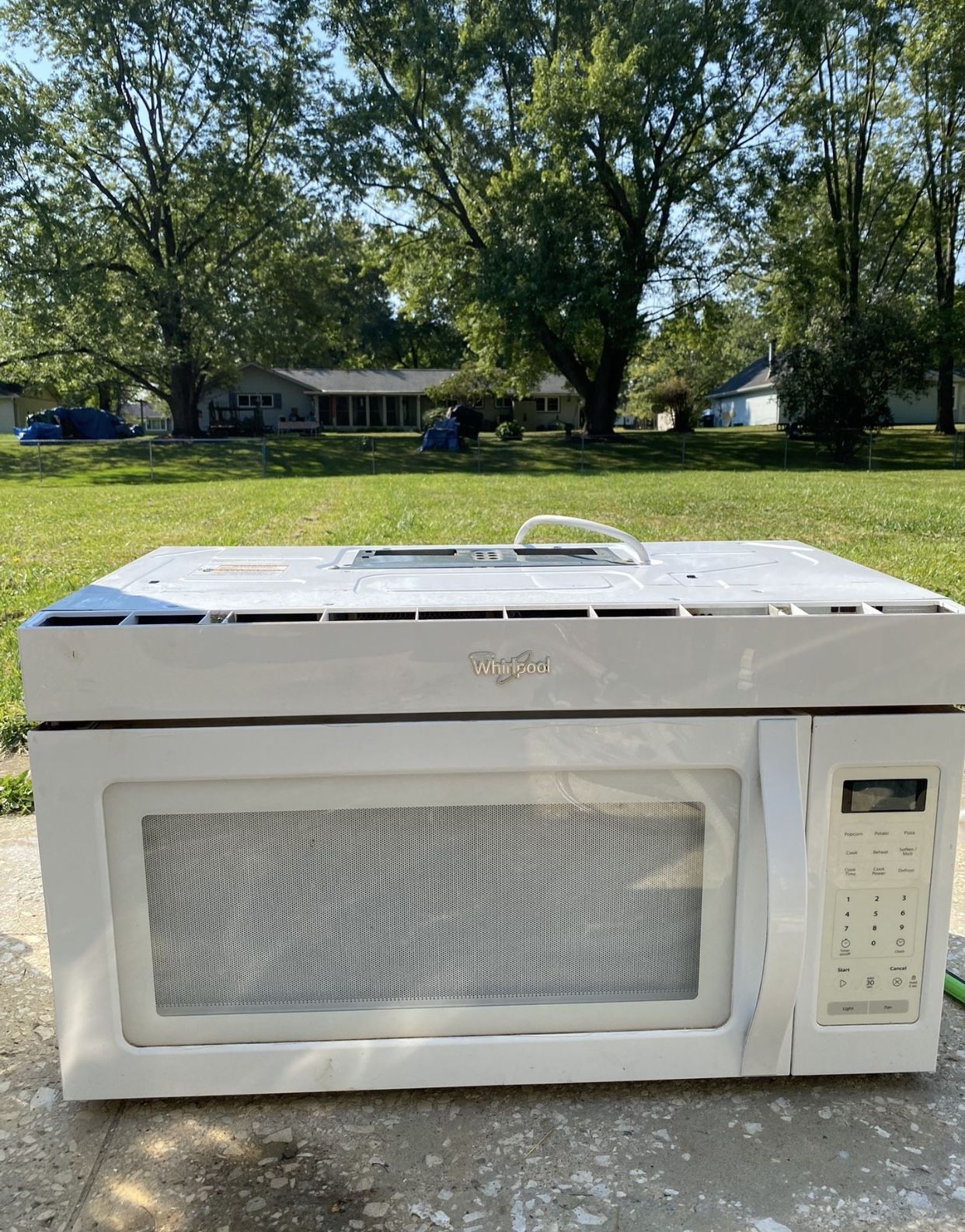 Microwave (Whirlpool)