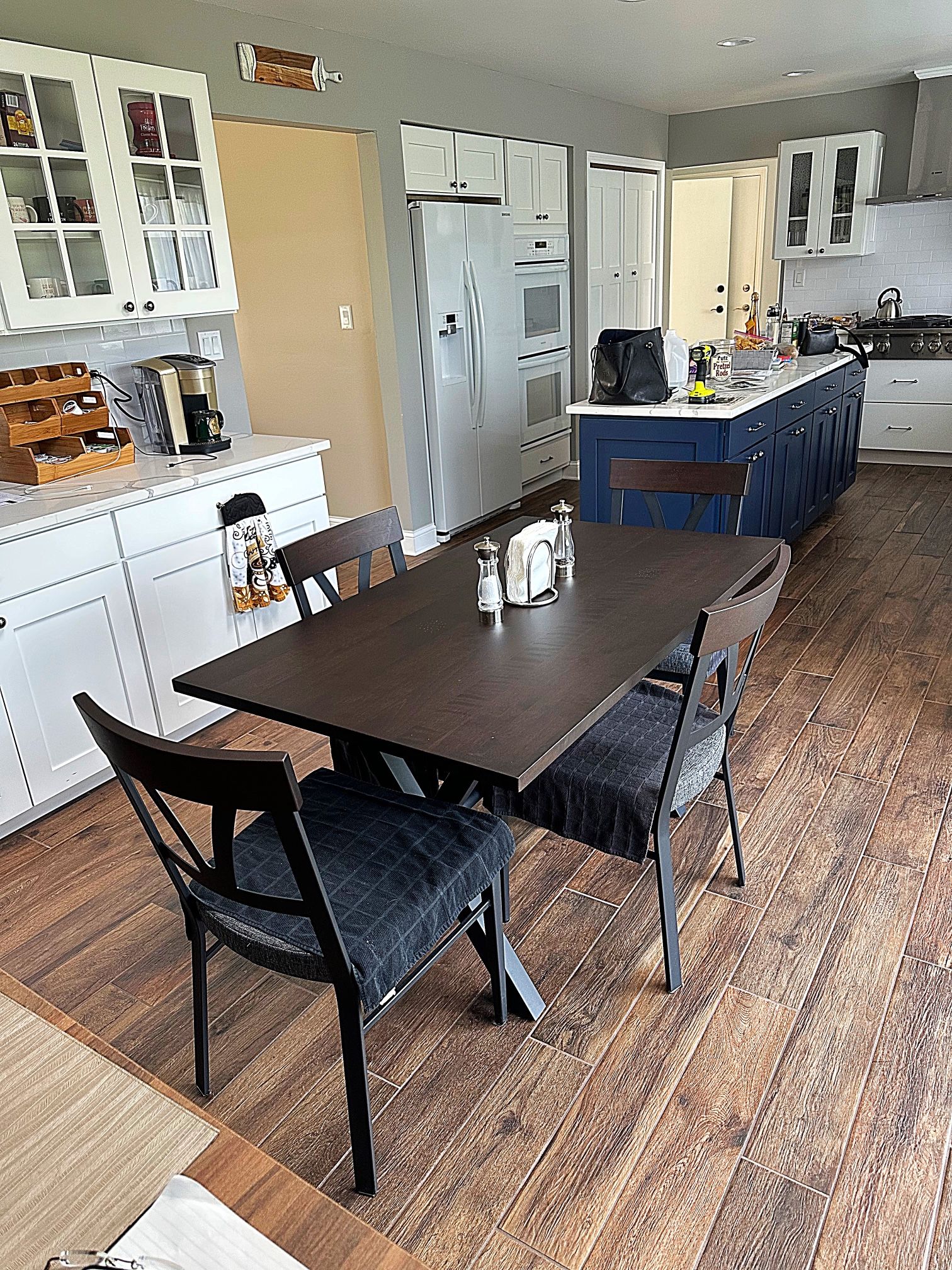 Brad New Amisco Alex Dining Table Kitchen Table Real Wood(TABLE ONLY)