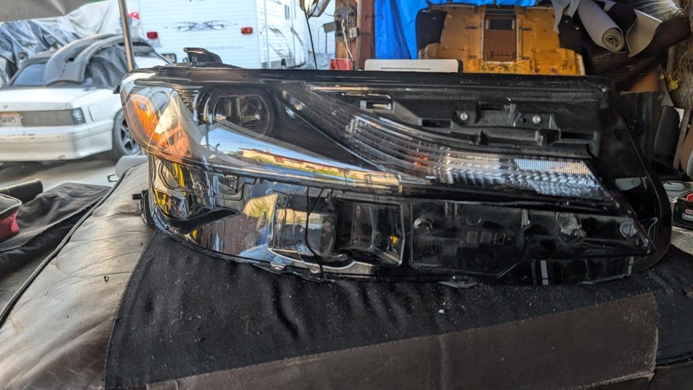 2025 Toyota Camry Headlight