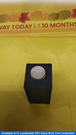 Women's Ring - Yellow Gold 10k (.417) 9.3 grams Size 10