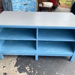 TV stand freshly painted 44 x 20 x 23 height