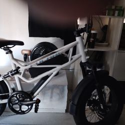 Fucare (https://offerup.com/redirect/?o=RnVjYXJlYmlsZS5Db20=)