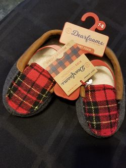 Toddler Slippers size 7/8