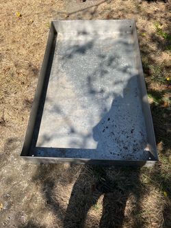 Metal bin