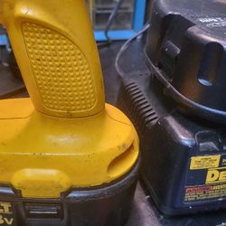 DeWalt DW959 18V DRILL