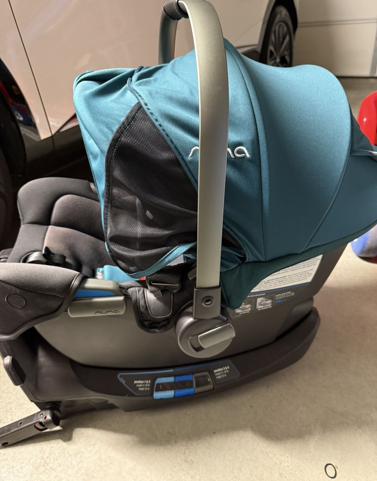 Nuna Pipa Rx Infant Car Seat With Base