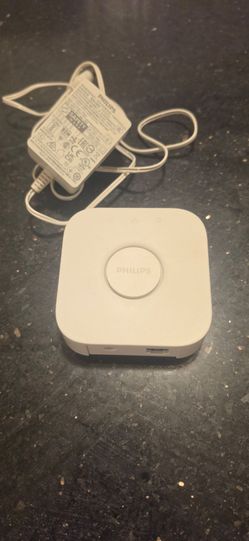 Philips Hue Bridge V2 Smart Lighting Hub + Power Adapter – Excellent Condition