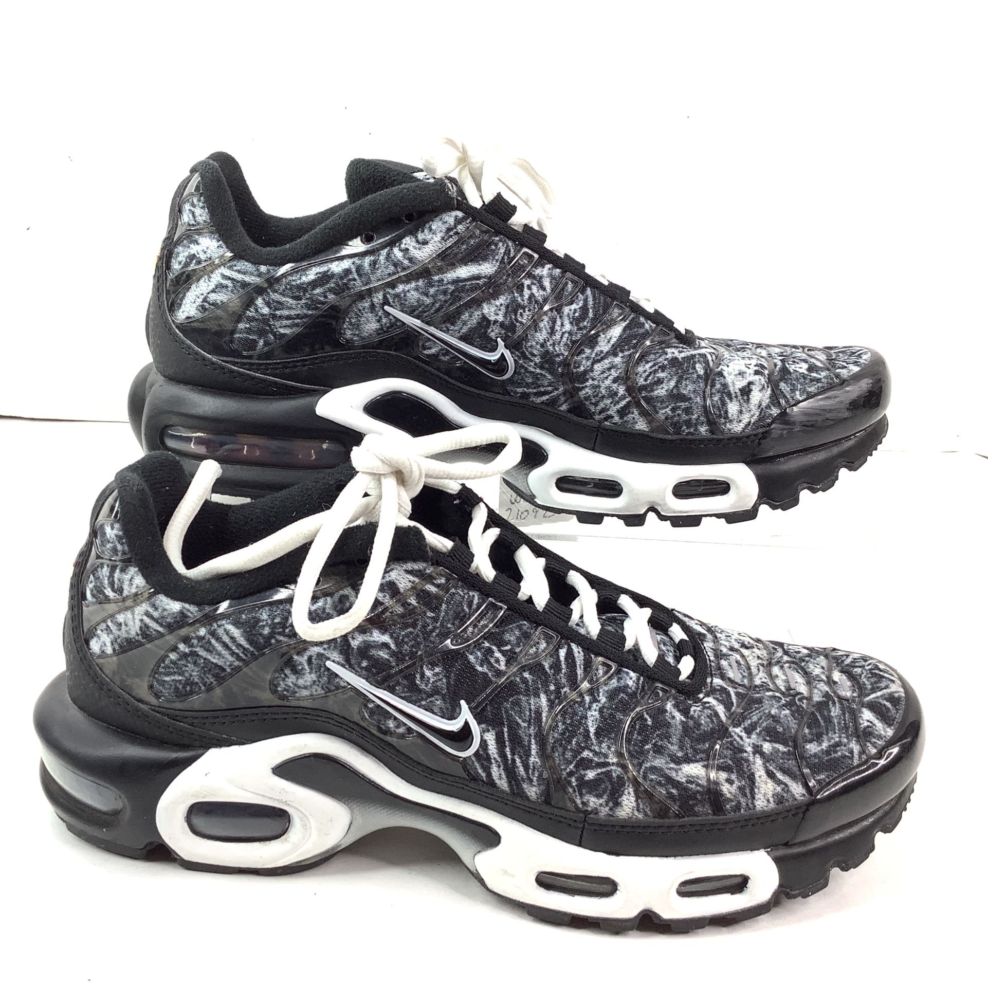 Nike Air Max Plus Dark Smoke Grey Shoes Womens Size