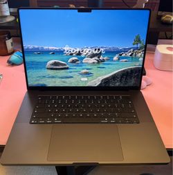 BRAND NEW NO BOX 16 inch Mac book pro m5 max18 core cpu 50 core gpu