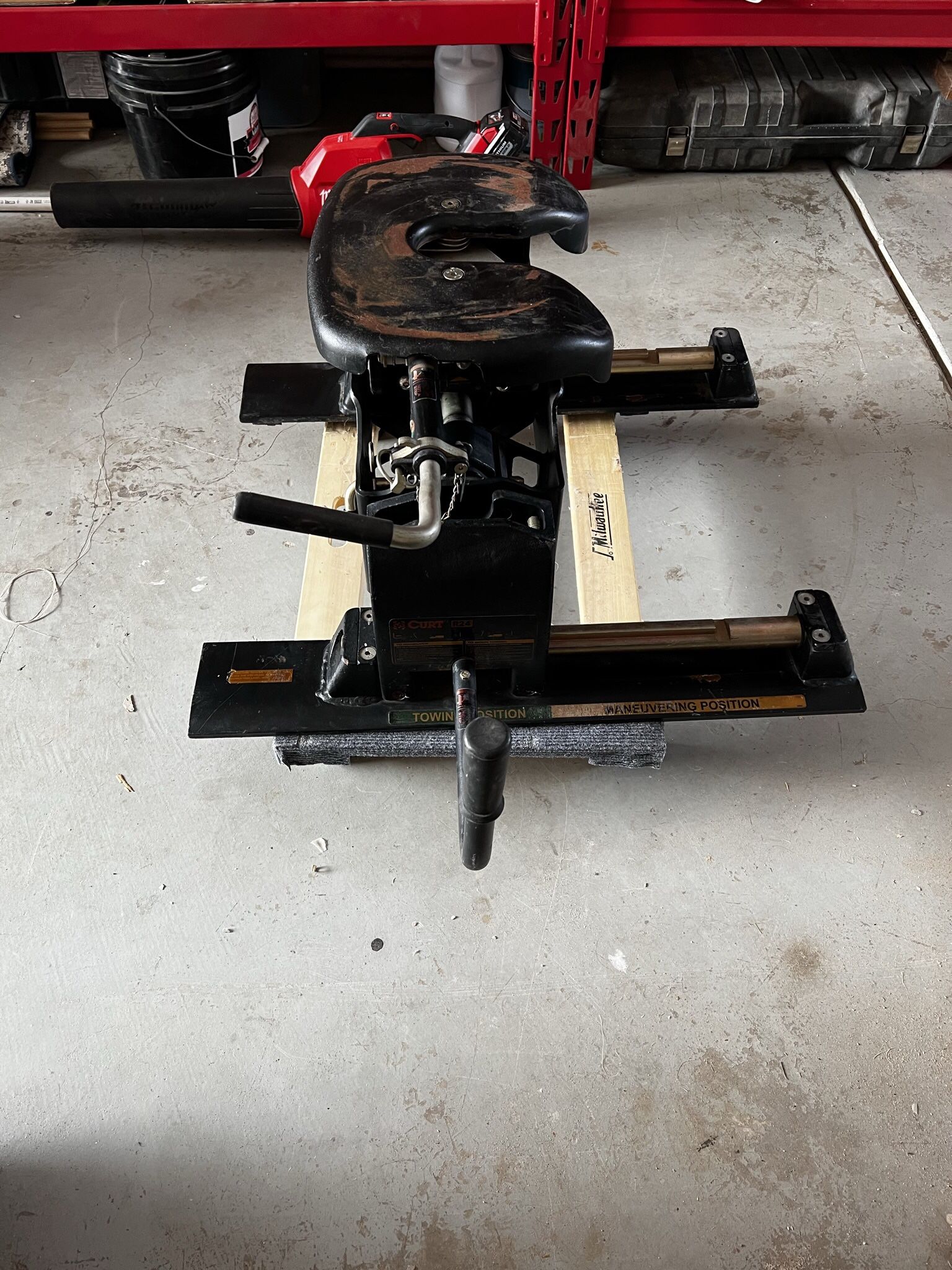 Curt Q24 Sliding 5th Wheel Hitch for Sale in Huntington Beach, CA OfferUp