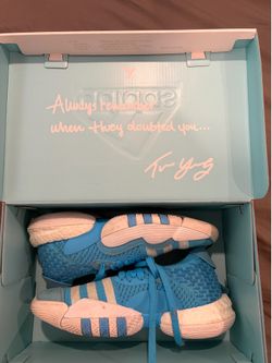 Blue Trea young 2 basketball shoes