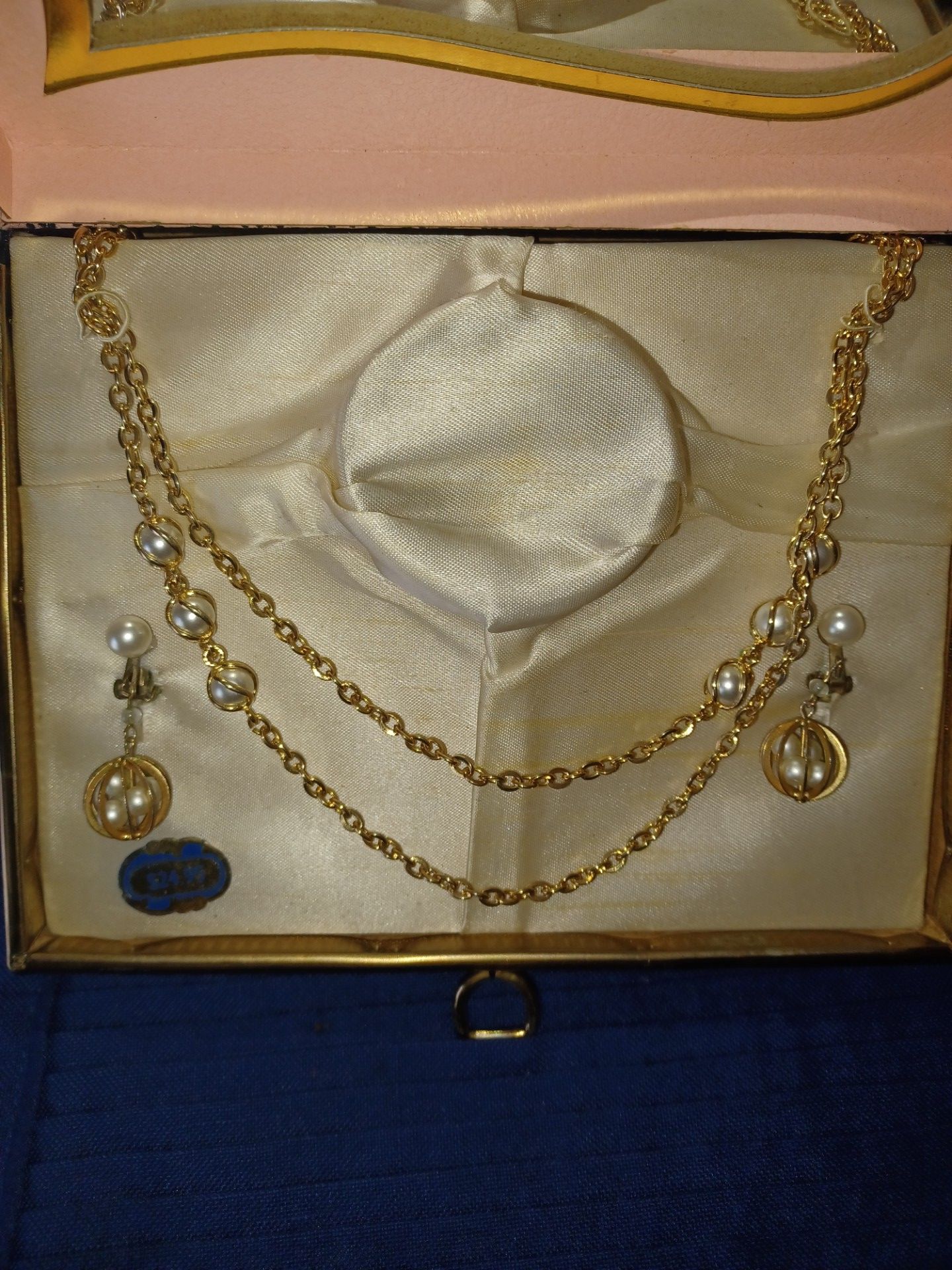 Vintage Trifari gold tone set with engaged faux pearls