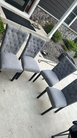 4 dining chairs