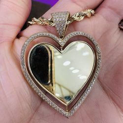 10k Heart Picture Pendant 