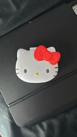 Hello Kitty pill case