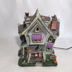 Lemax Spooky Town 2006 Goosebumps Manor Halloween Decoration