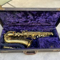 1940 Buescher Aristocrat Alto Sax 