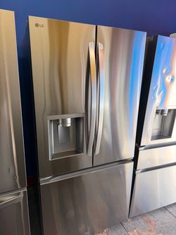 LG refrigerator 33-inch width for an apartment