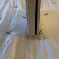 Wii Console With One Controller 