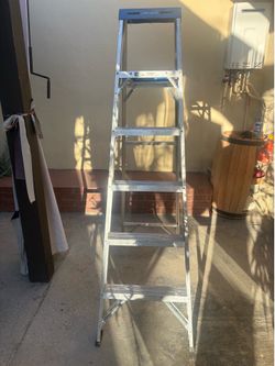 Werner 6' Aluminum Stepladder 250 lbs Capacity