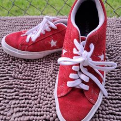 Converse  Sneakers Women Size 6 
