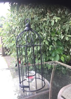 Table cage candle holder
