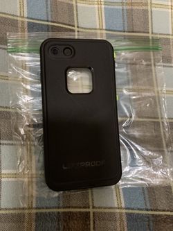 iPhone 7 /. 8 life proof car