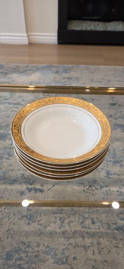 Six Brand New Gold Trim Luxury Porcelain Bowls