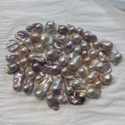 Natural Freshwater Pearl