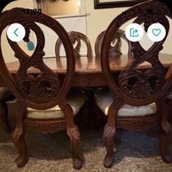 Dinning Table With 6 Chairs 