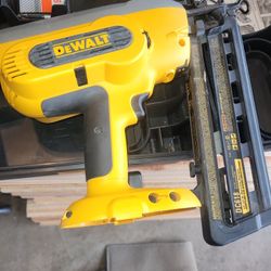 Dewalt Gun Nail Finish 