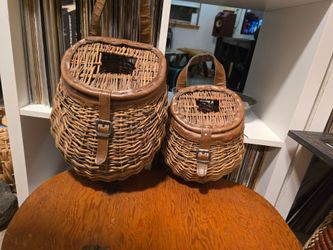 2 docseiffert fishing creels