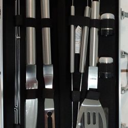 Stainless grill kit. Utensils New For BBQ 