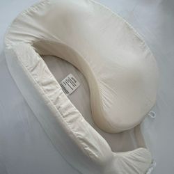 Nursing  Pillow