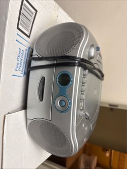 CD and Cassette Player